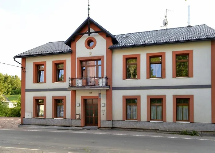 Irisis Apartamento Chvalec